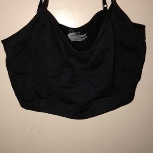 Black padless sports bra